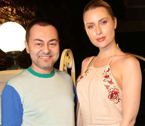 Chloe Loughnan'ın yeni sevgilisi ile küçüklükten beri tanıştığı .